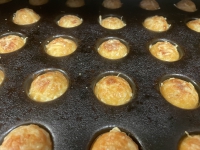 Petits Cakes Sal&eacute;s &agrave; la Fondue de Poireaux et aux Lardons<
